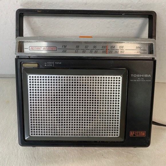 Toshiba | Portable Audio & Video | Vintage Toshiba Rp 33w Am Fm Weather ...